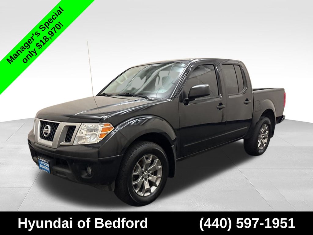 2020 Nissan Frontier SV Crew Cab 4X4 SWB's photo