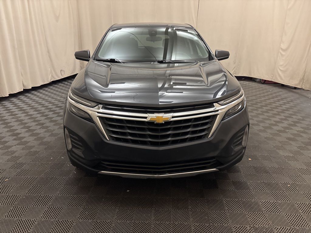 2023 Chevrolet Equinox photo 2