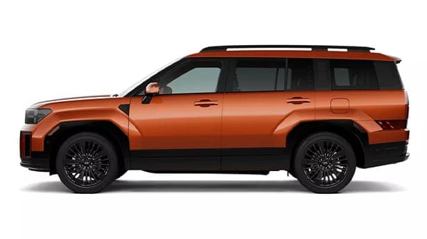 First%20Drive%20Review-%20What's%20It%20Like%20Driving%20The%202025%20Hyundai%20Santa%20Fe_%20post.jpg