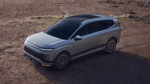 Why%20Drivers%20Are%20Calling%20The%202026%20IONIQ%209%20The%20Perfect%20Road%20Trip%20Car%20post.png