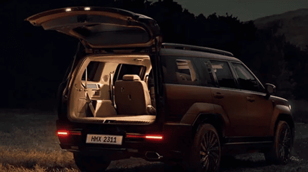Best%20Hyundai%20SUVs%20for%20Tailgating%20and%20Football%20Season%20in%20Cleveland%20%20post.png
