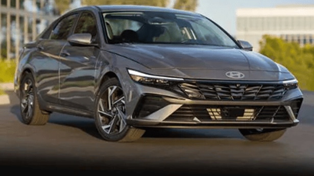 Why%20the%202026%20Hyundai%20Elantra%20is%20the%20Smart%20Choice%20for%20New%20Graduates%20post.png