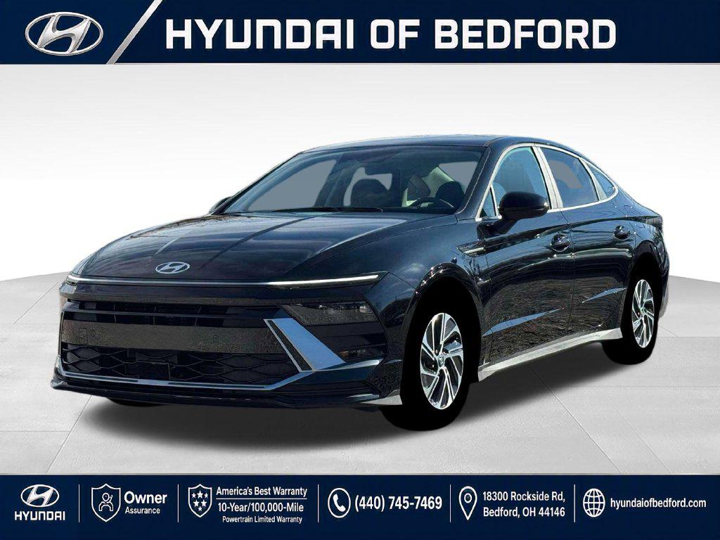 2026 Hyundai Sonata Hybrid Blue Sedan near Cleveland