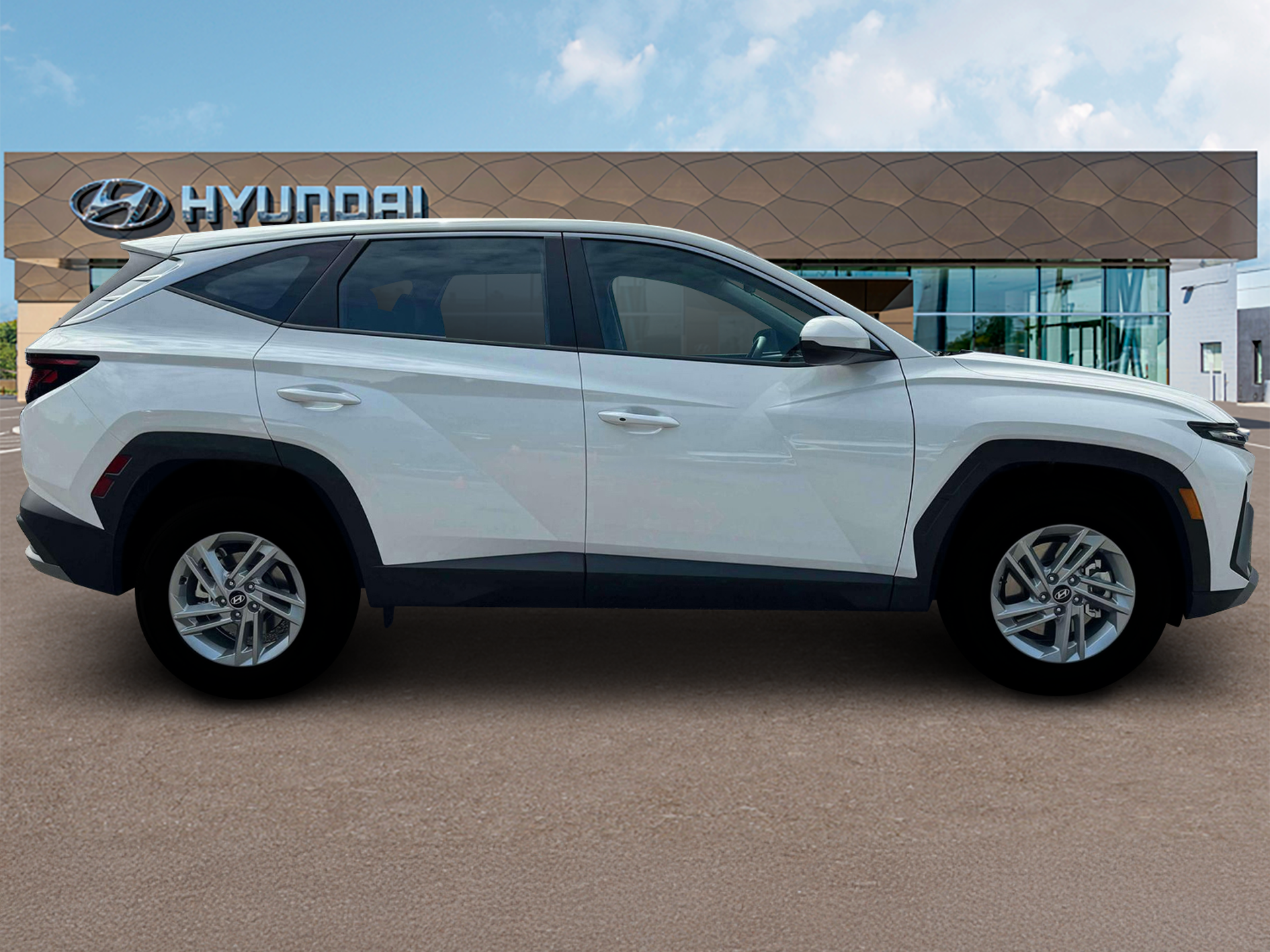2025 Hyundai Tucson SE - Photo 9