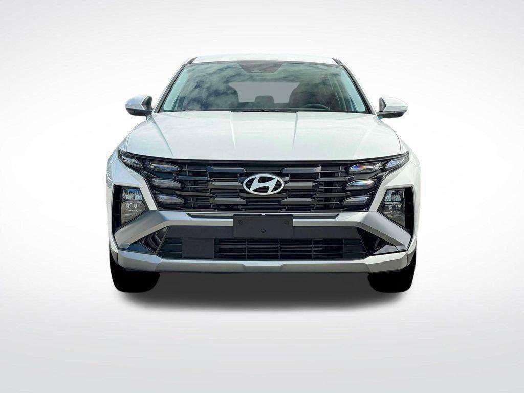 2025 Hyundai Tucson SE - Photo 12