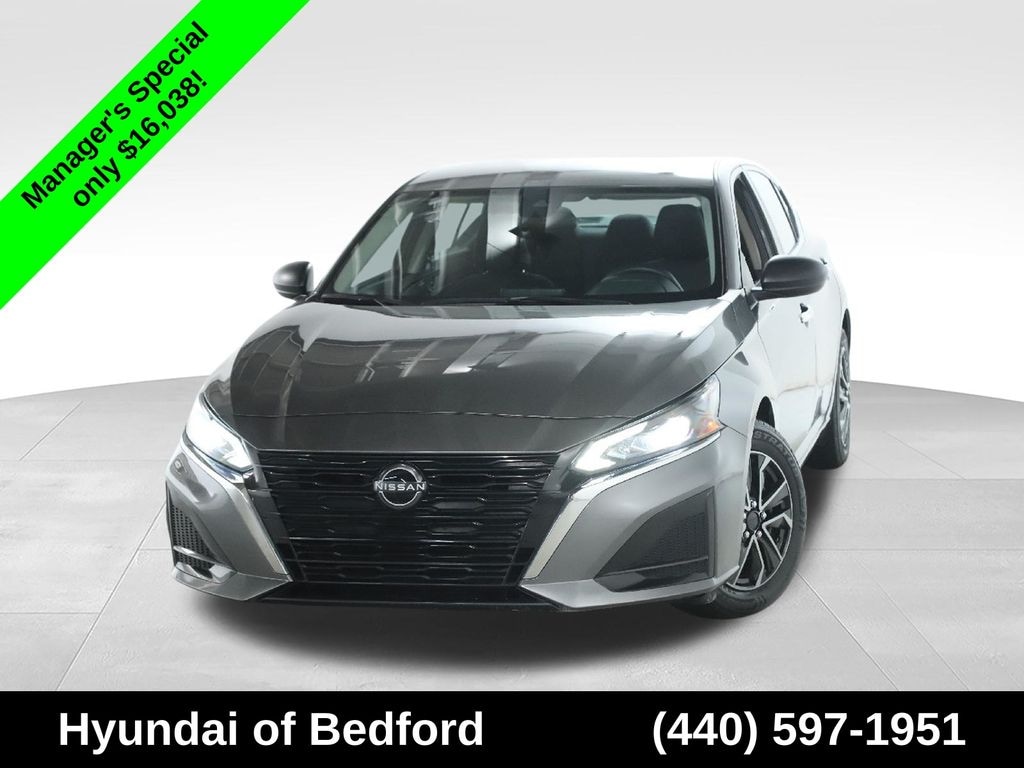 Used 2024 Nissan Altima 2.5 S Sedan