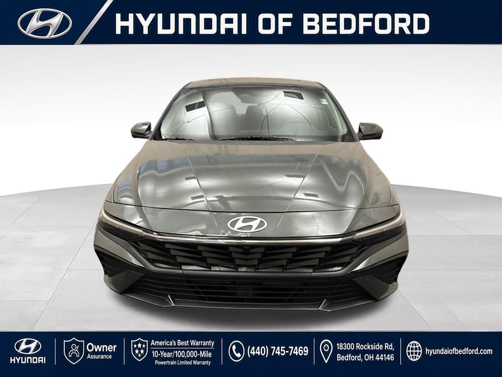 Used 2024 Hyundai Elantra Limited Sedan