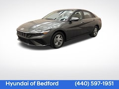 2026 Hyundai Elantra SEL Sport Sedan near Cleveland