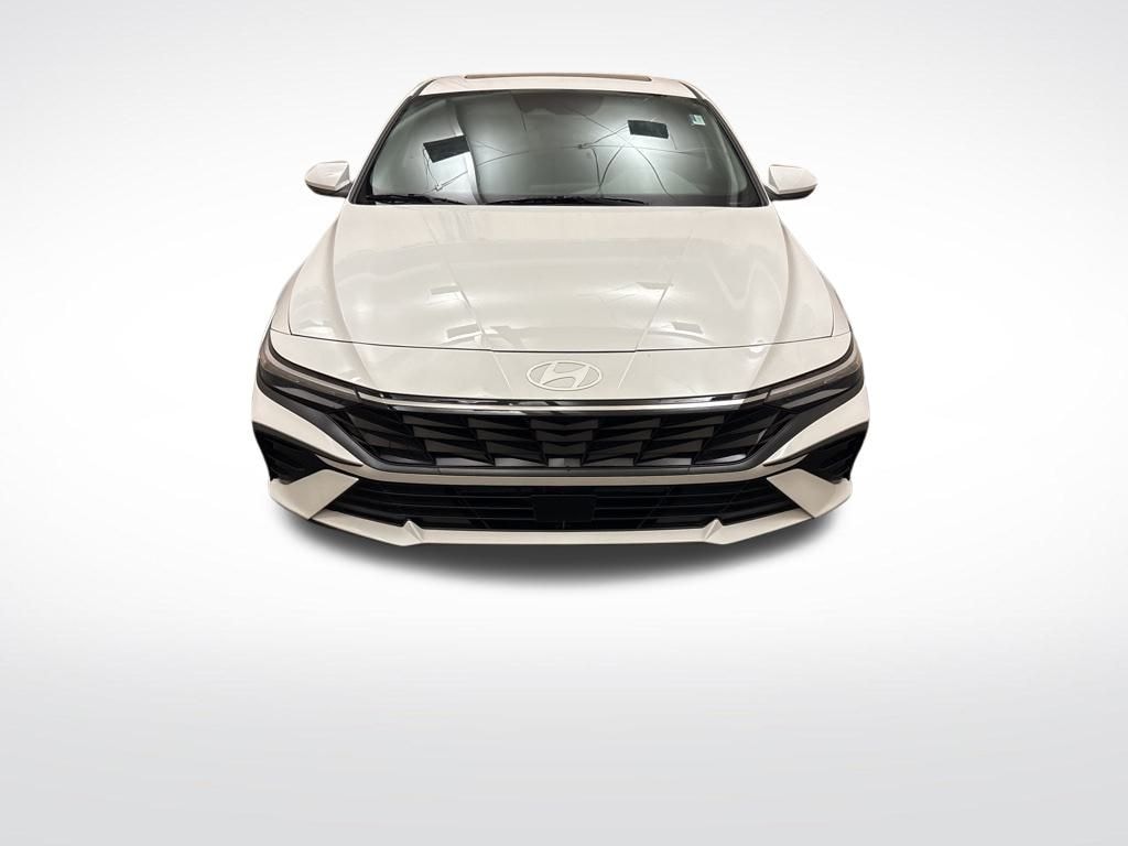 Used 2024 Hyundai Elantra SEL Sedan