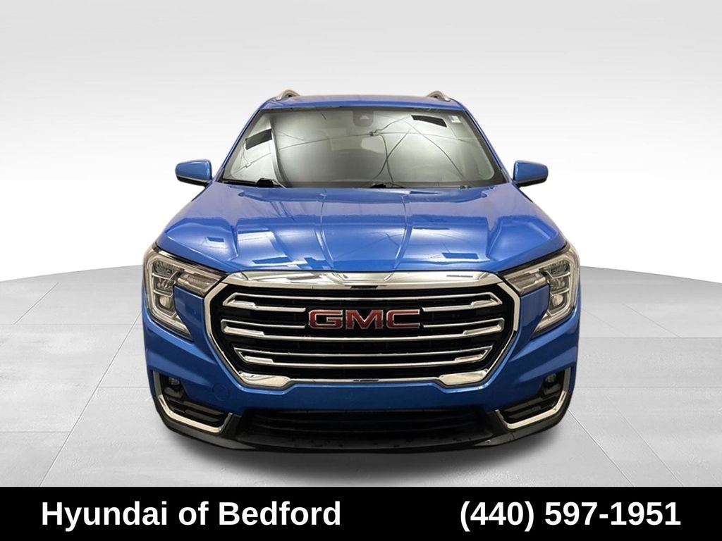 Used 2024 GMC Terrain SLT SUV