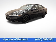2026 Hyundai Elantra SEL Sport Sedan near Cleveland