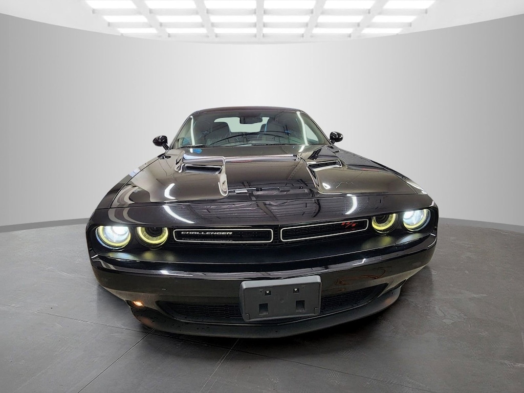 Used 2016 Dodge Challenger R/T Coupe