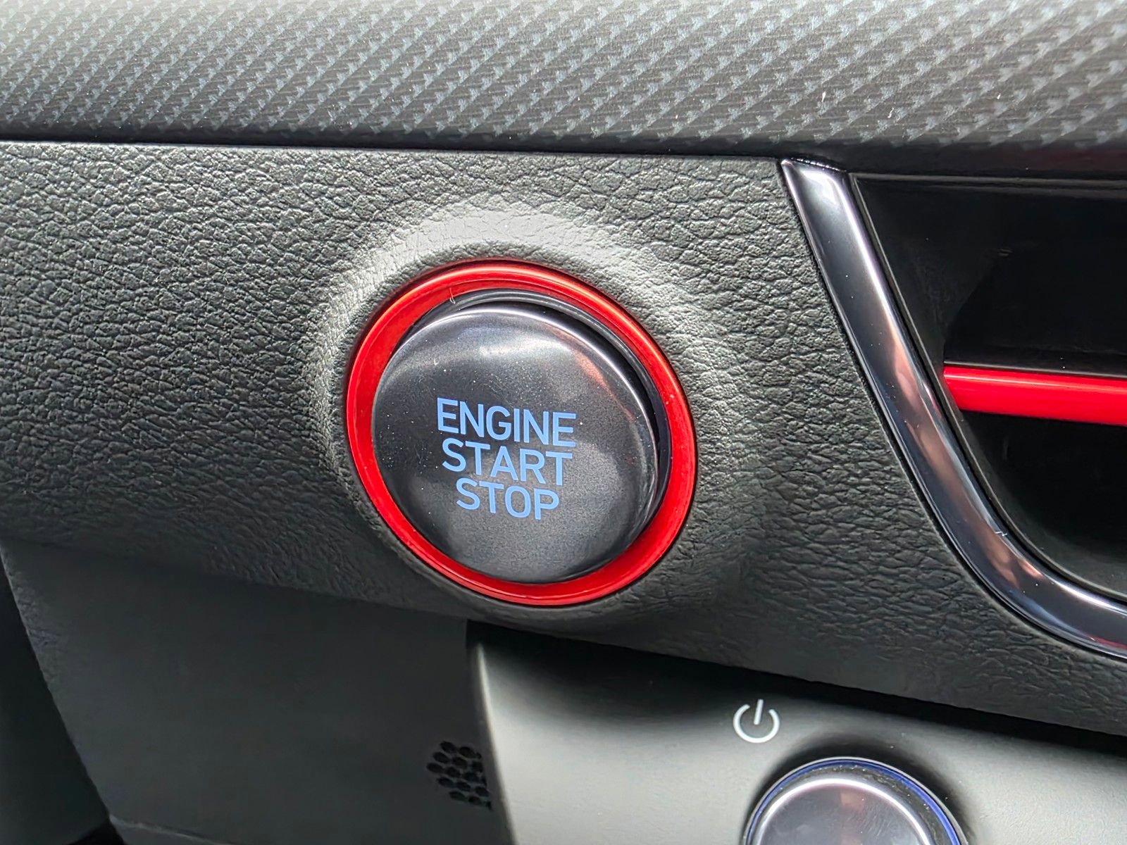 2025 Hyundai Sonata N Line - Photo 23