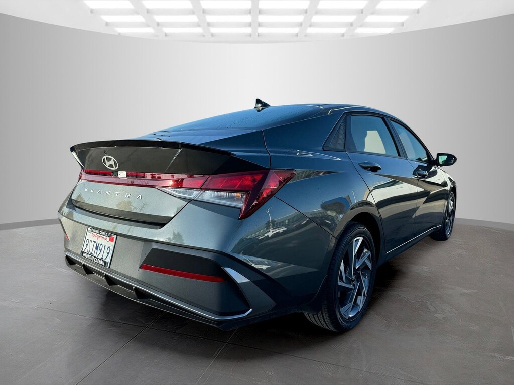 Certified 2025 Hyundai Elantra SEL Sport Sedan