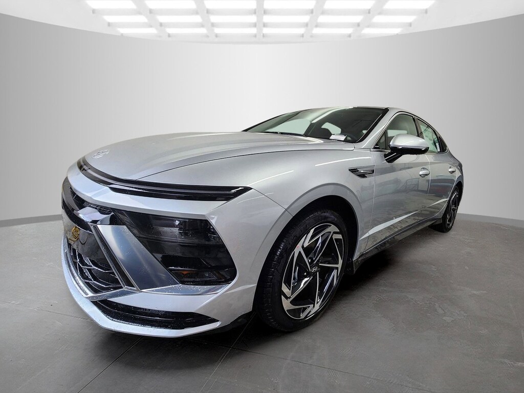 New 2026 Hyundai Sonata SEL Sport 4dr Car