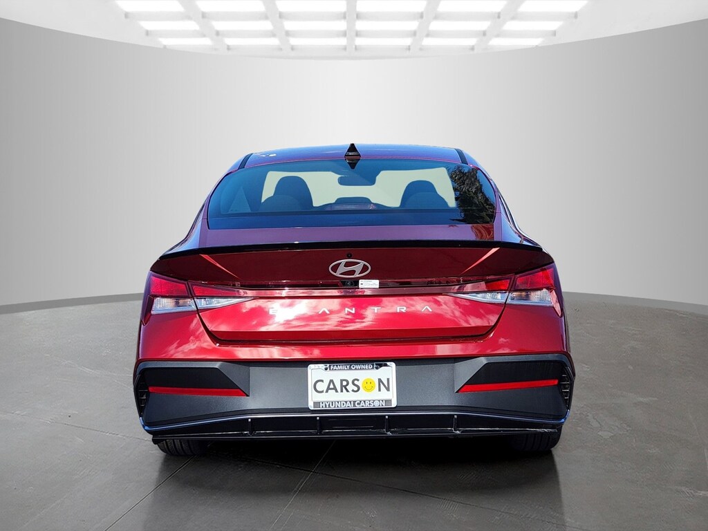 New 2025 Hyundai Elantra SEL Sport 4dr Car