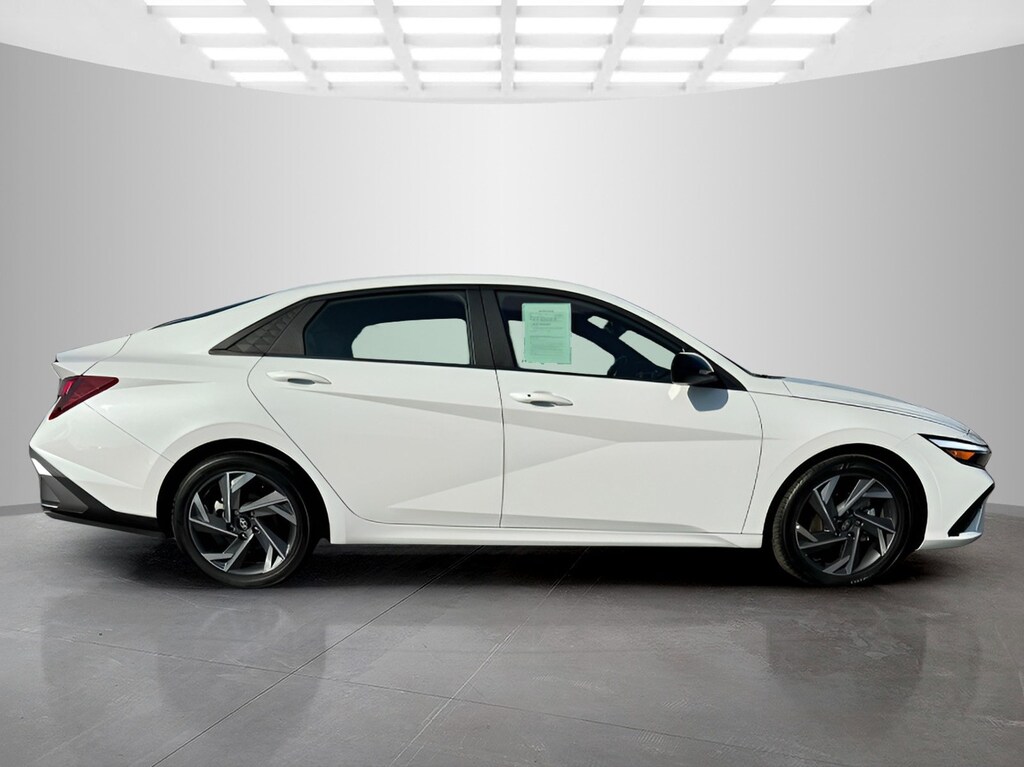 Certified 2025 Hyundai Elantra SEL Sport Sedan