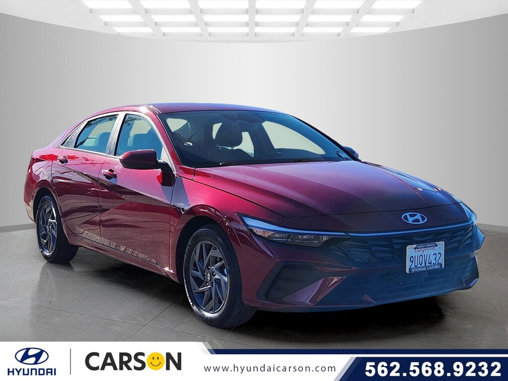 Used 2025 Hyundai Elantra Hybrid Blue Sedan