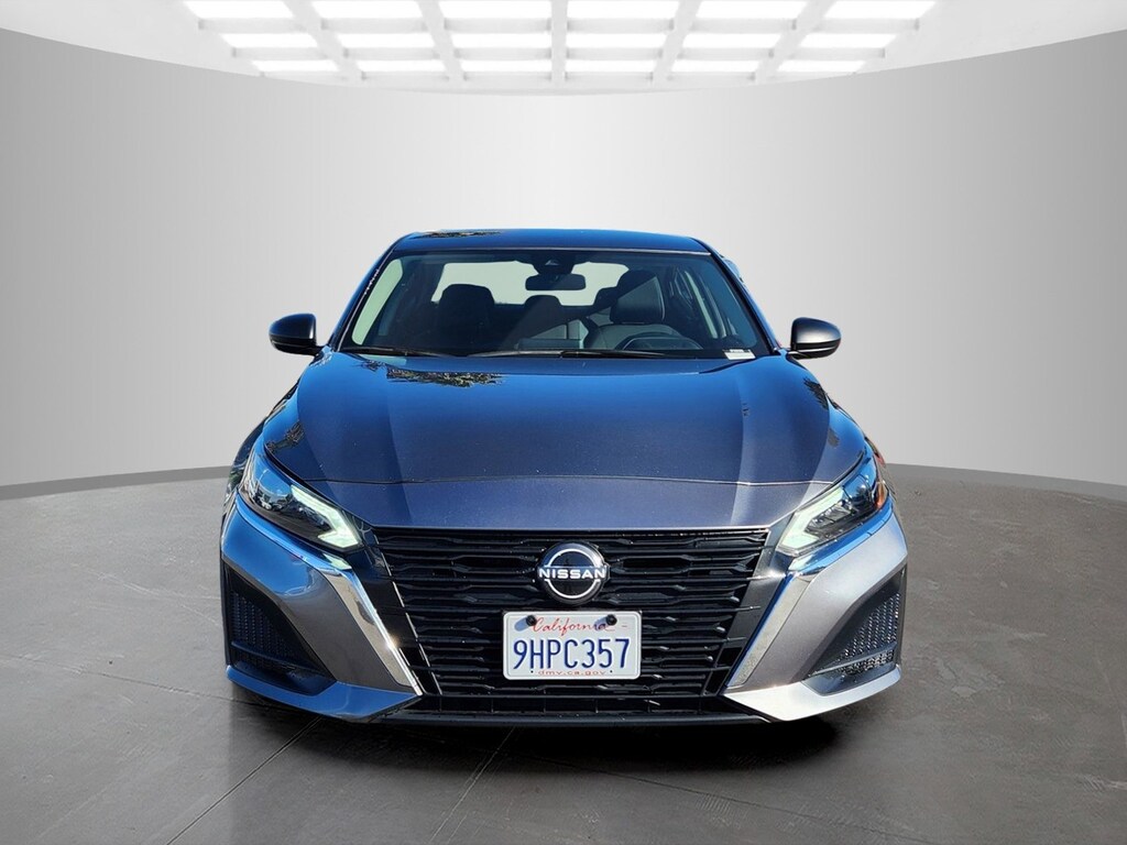 Used 2024 Nissan Altima 2.5 SV Sedan