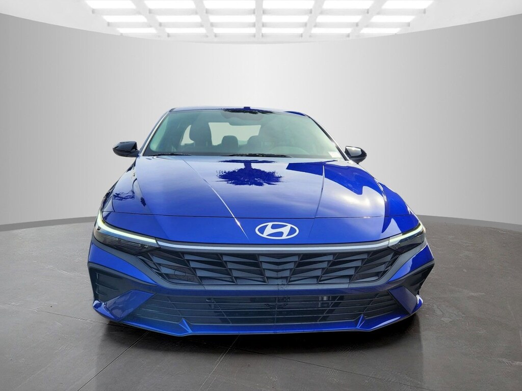 New 2026 Hyundai Elantra Hybrid SEL Sport 4dr Car