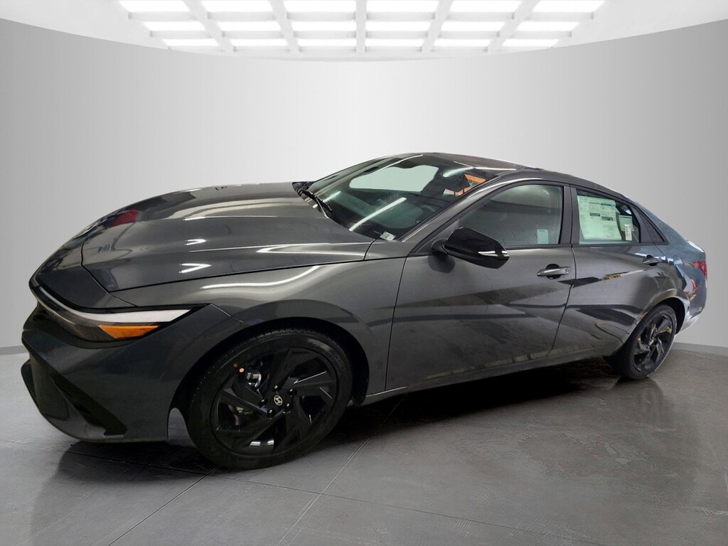 New 2026 Hyundai Elantra SEL Sport 4dr Car