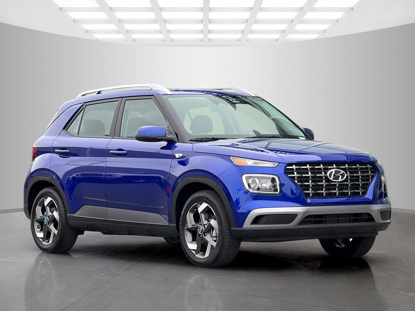 2025 Hyundai Venue SEL - Photo 2