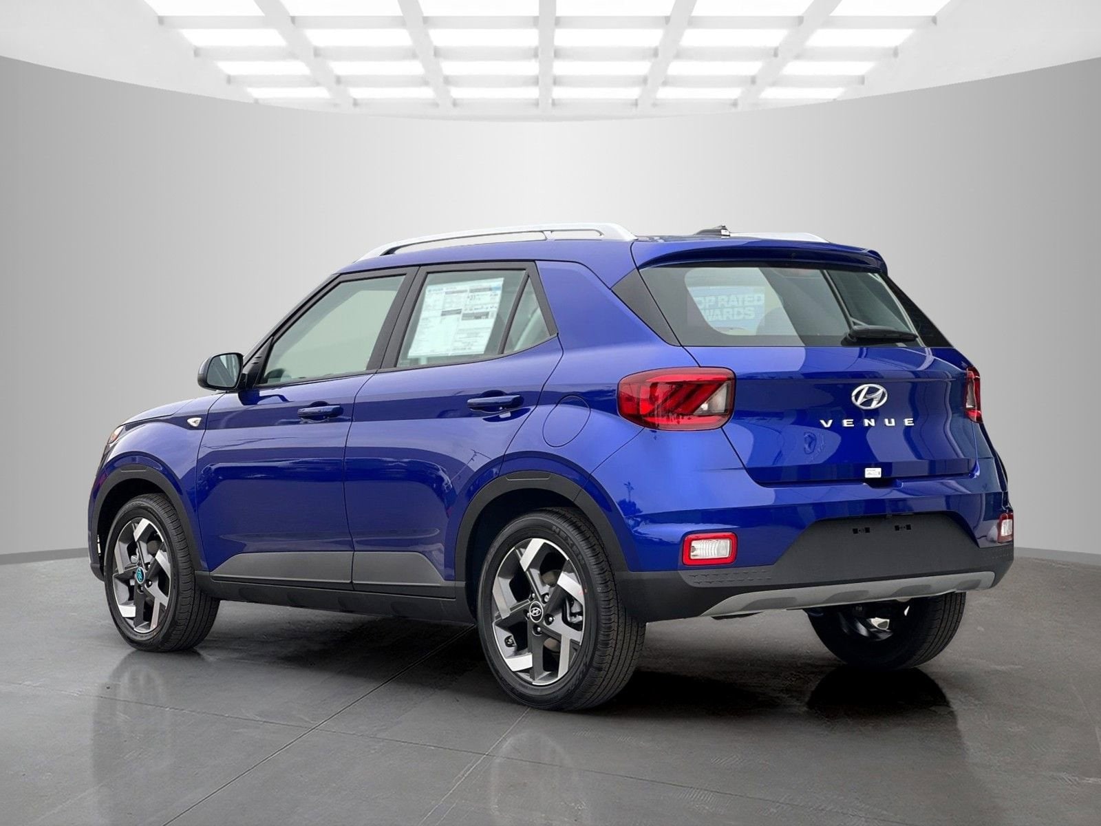 2025 Hyundai Venue SEL - Photo 6