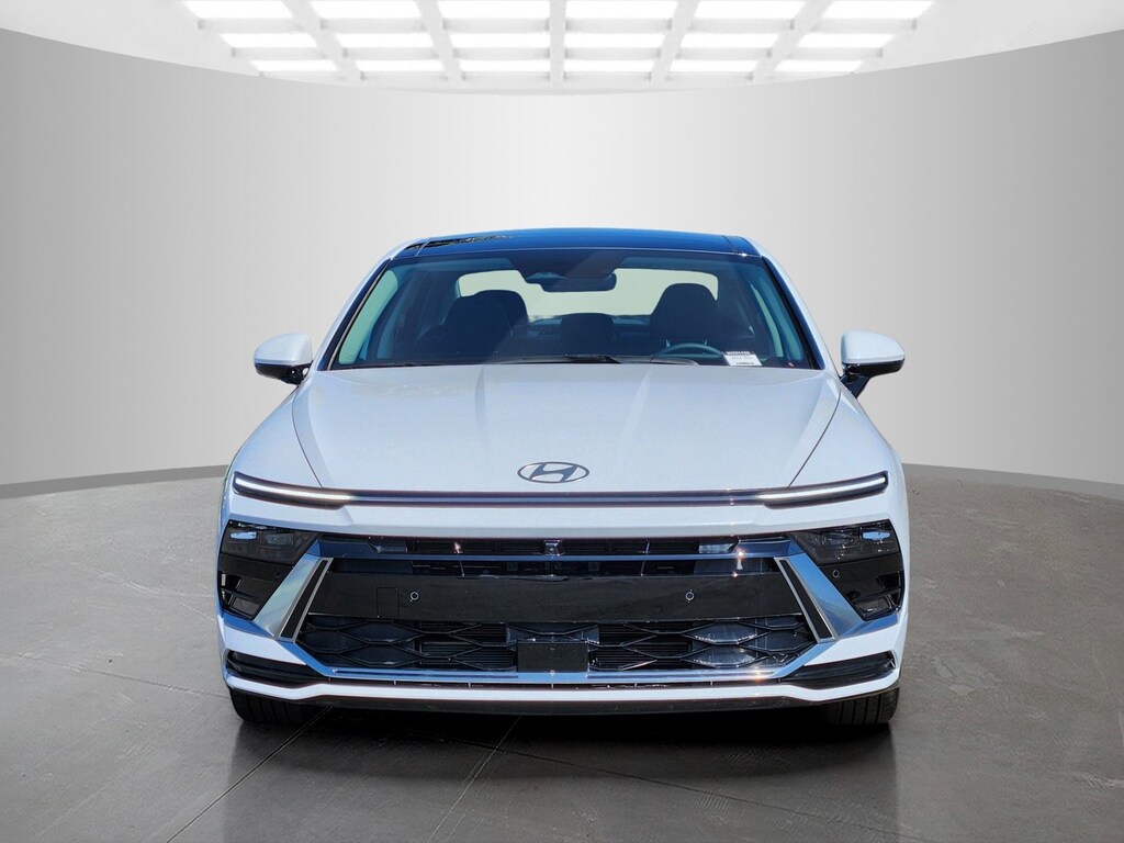 New 2025 Hyundai Sonata Hybrid Limited 4dr Car