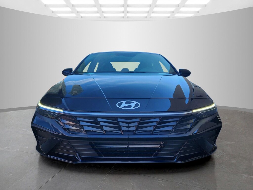 New 2026 Hyundai Elantra SEL Sport 4dr Car