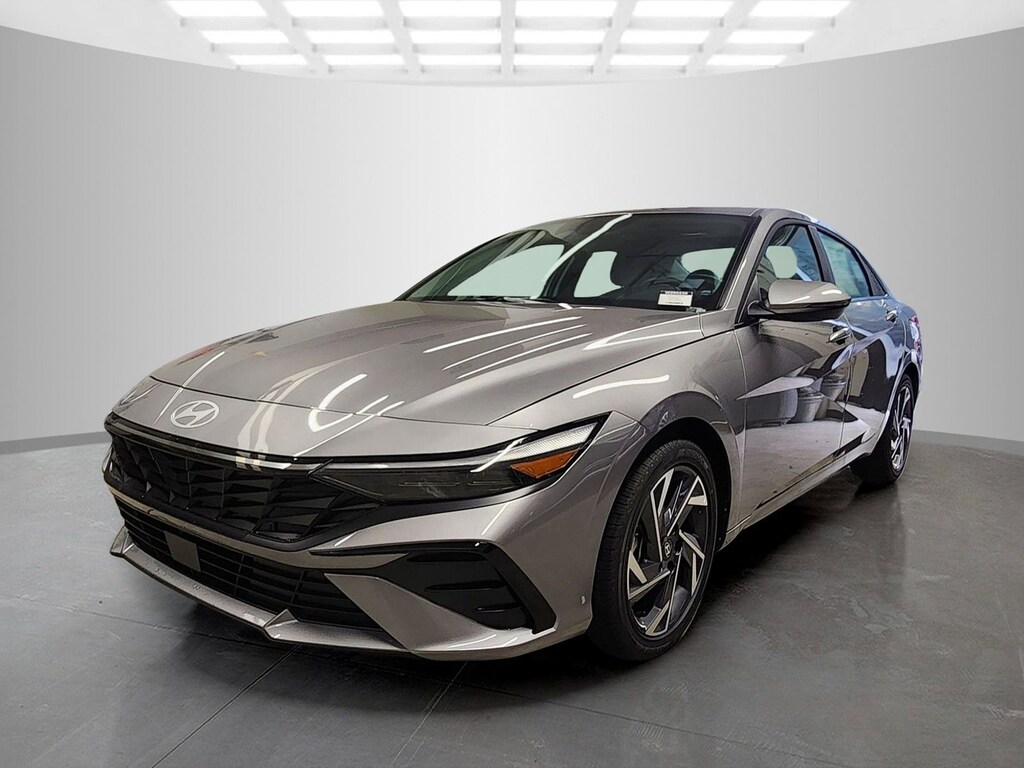New 2026 Hyundai Elantra Hybrid Limited 4dr Car