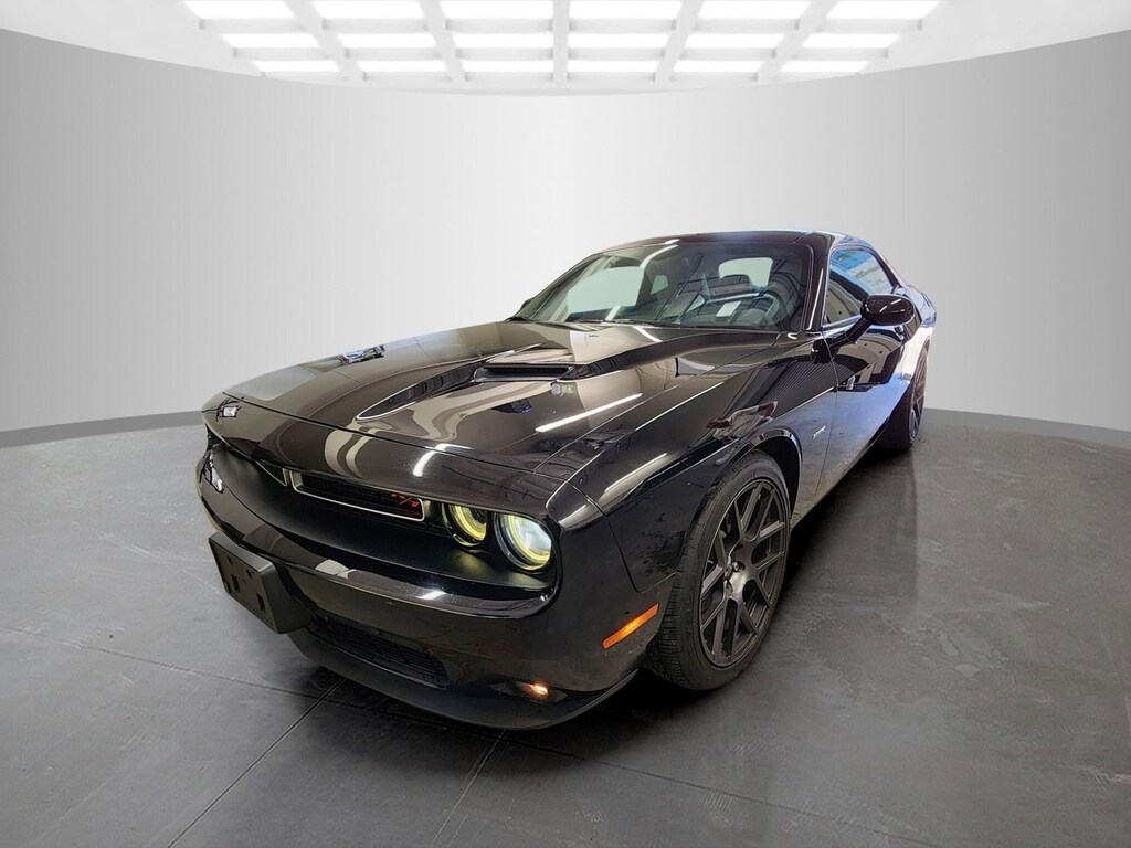 Used 2016 Dodge Challenger R/T Coupe