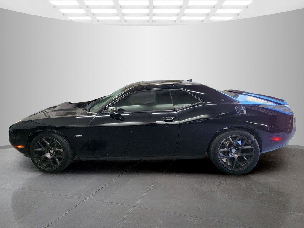 Used 2016 Dodge Challenger R/T Coupe