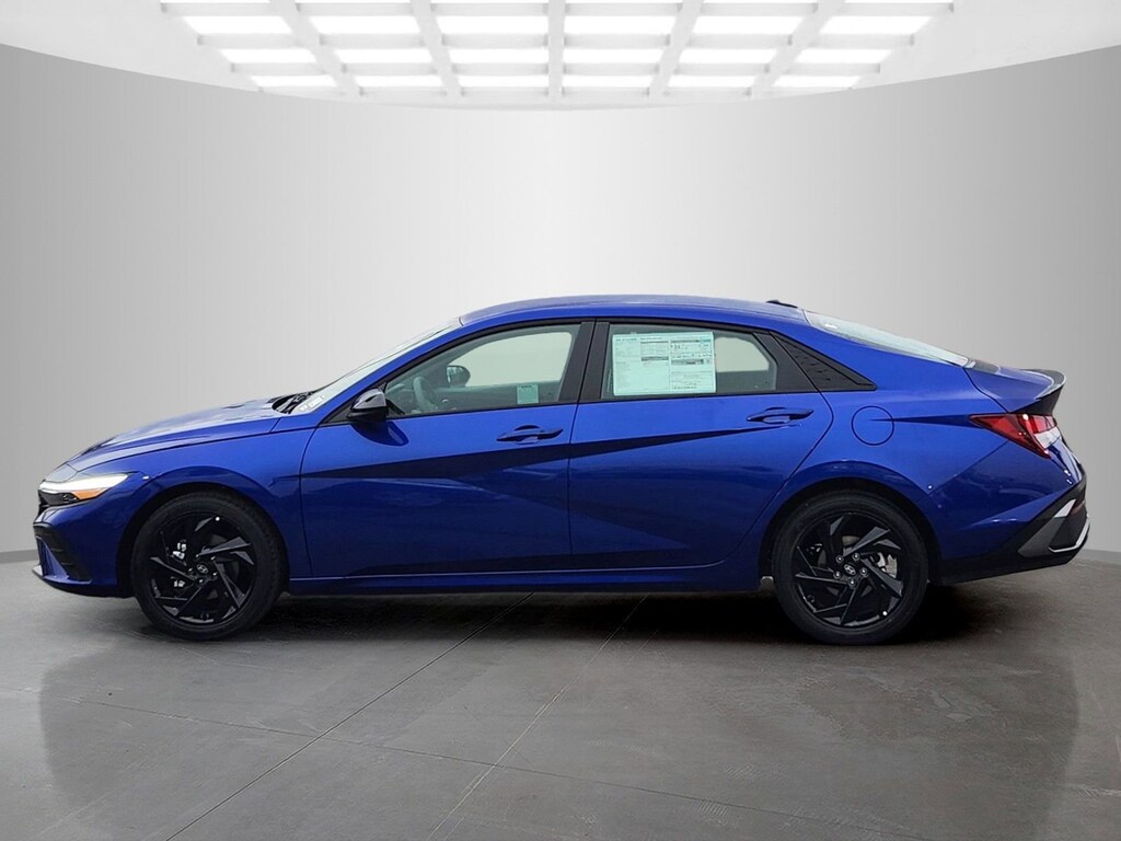 New 2026 Hyundai Elantra SEL Sport 4dr Car