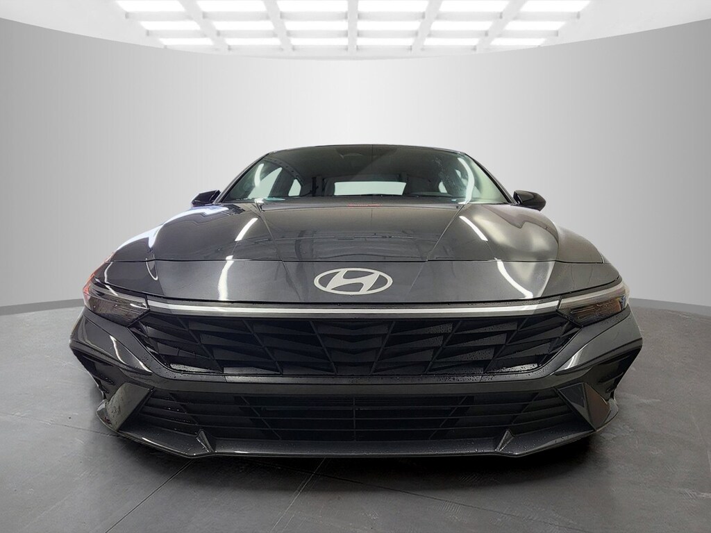 New 2026 Hyundai Elantra SEL Sport 4dr Car