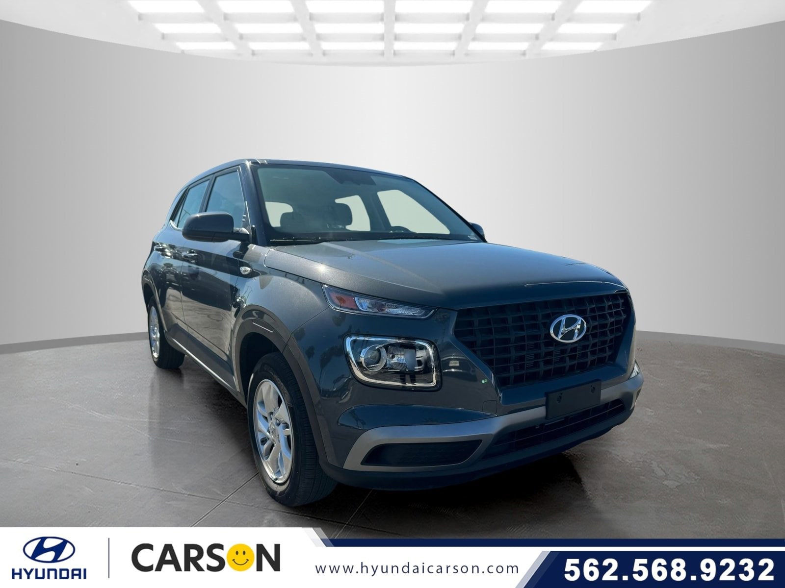 2025 Hyundai Venue SE's photo