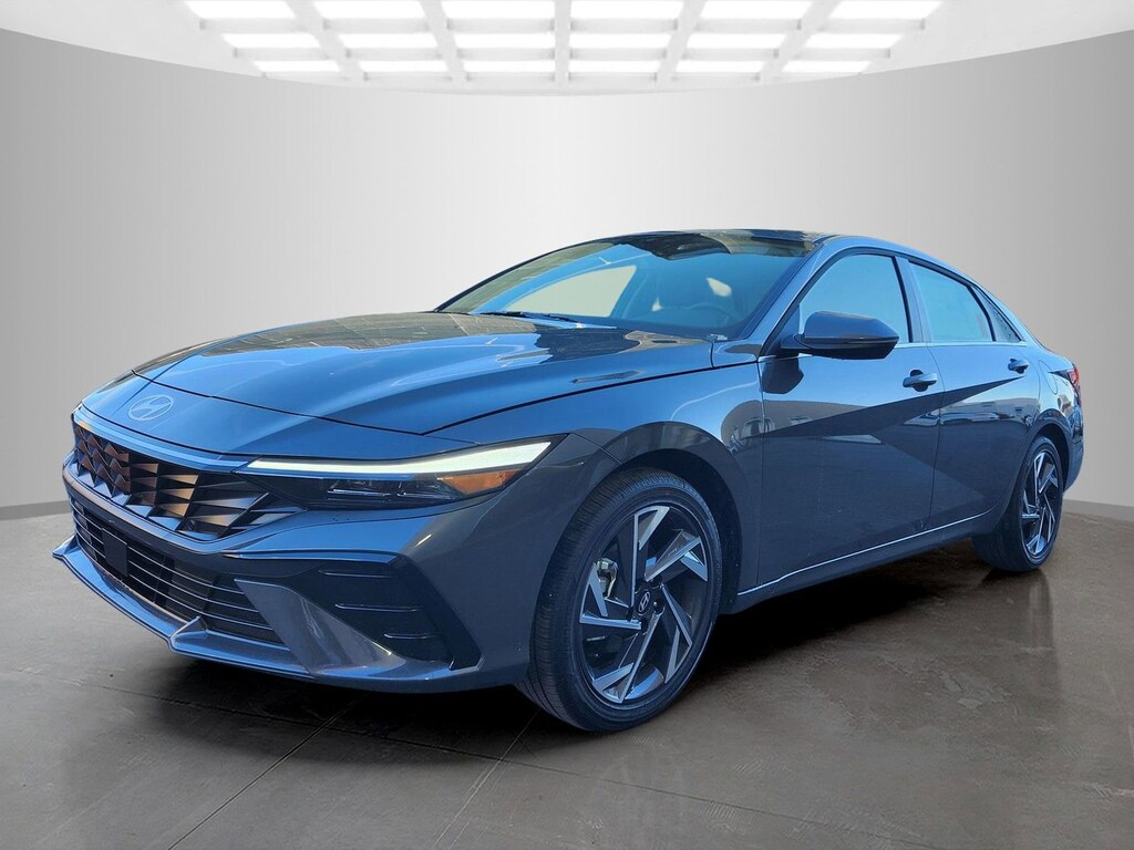 New 2026 Hyundai Elantra Hybrid Limited 4dr Car