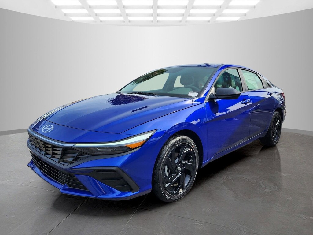 New 2026 Hyundai Elantra Hybrid SEL Sport 4dr Car