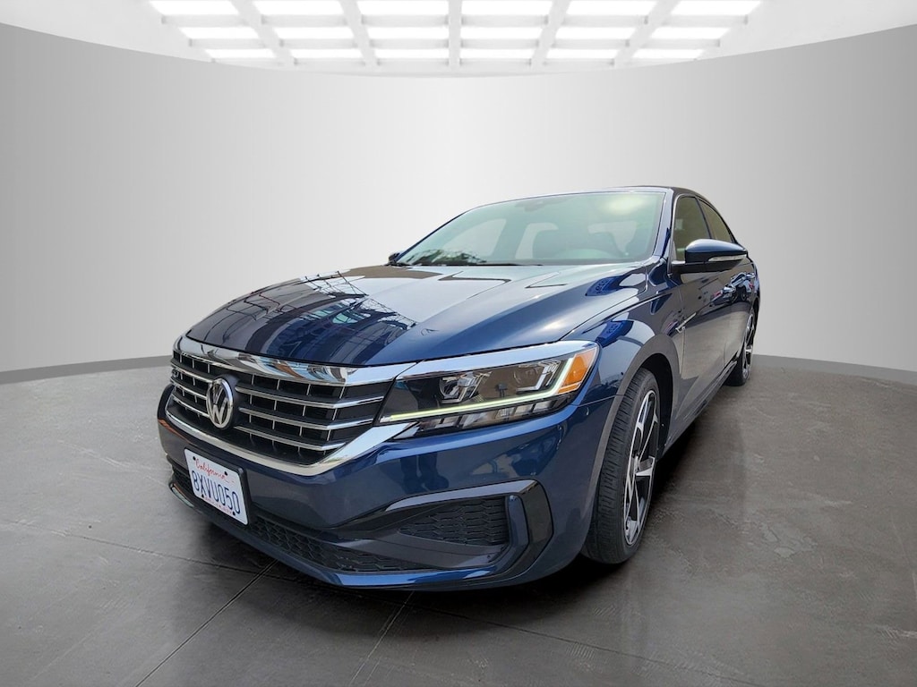 Used 2021 Volkswagen Passat 2.0T R-Line Sedan