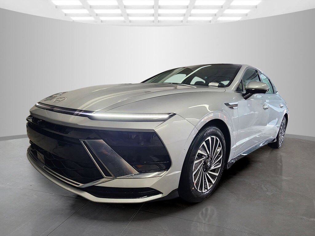 New 2026 Hyundai Sonata Hybrid Limited 4dr Car