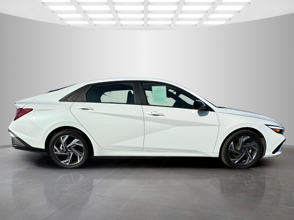 Certified 2025 Hyundai Elantra SEL Sport Sedan
