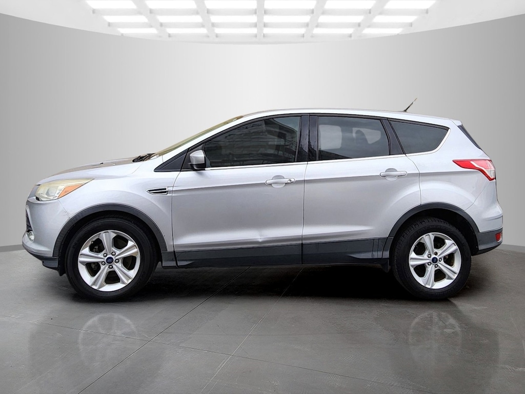 Used 2015 Ford Escape SE SUV