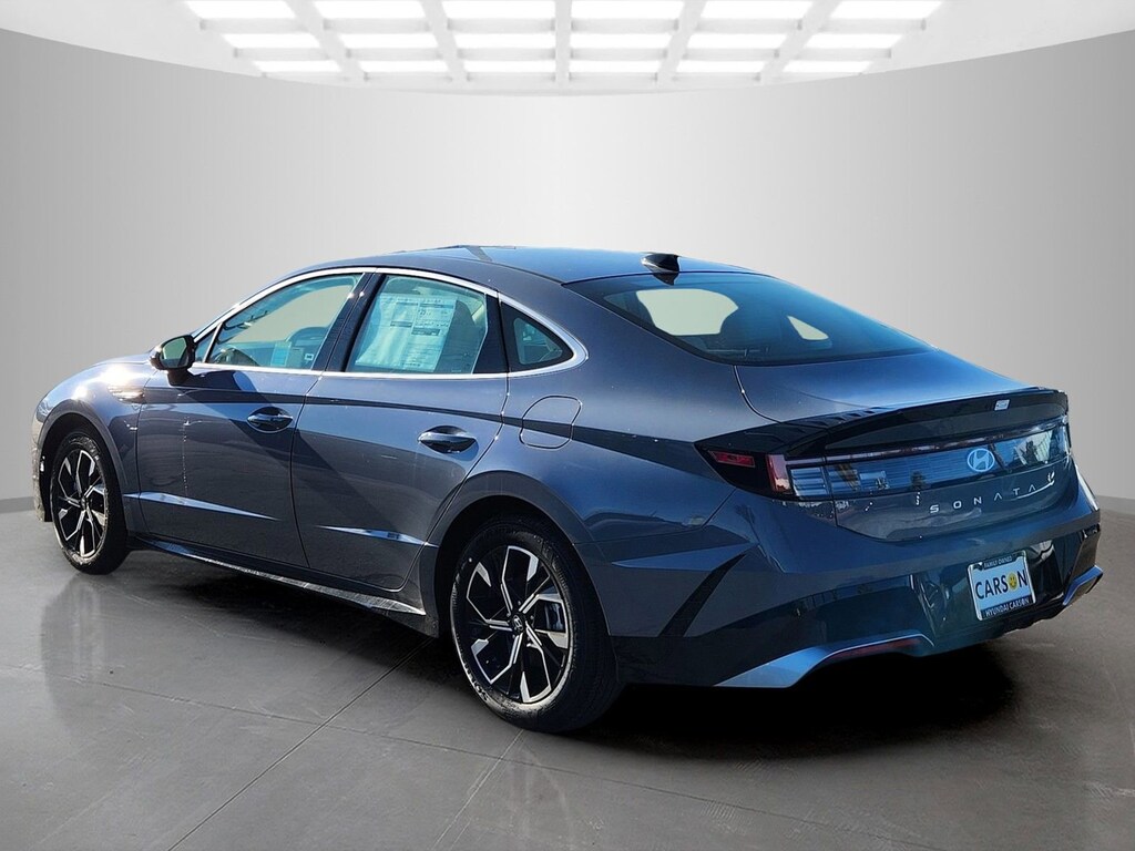 New 2025 Hyundai Sonata SEL 4dr Car