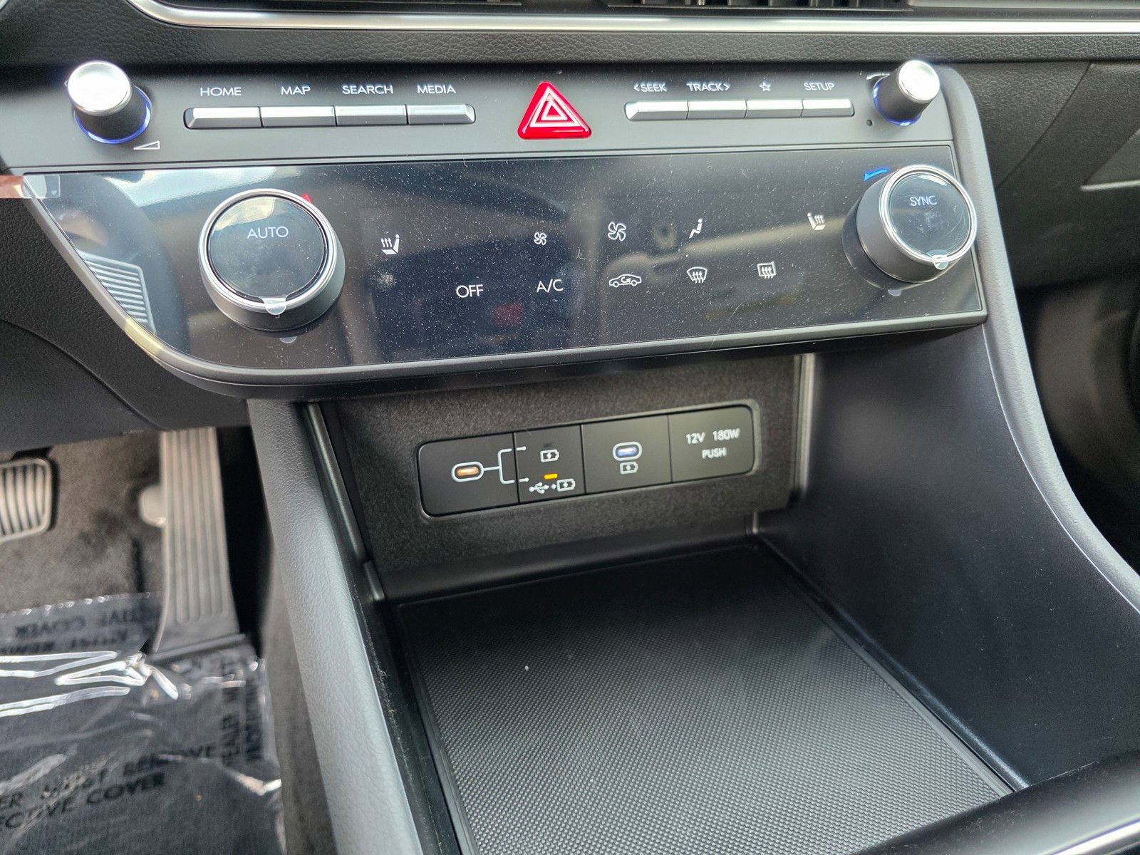 2025 Hyundai Sonata SEL - Photo 27