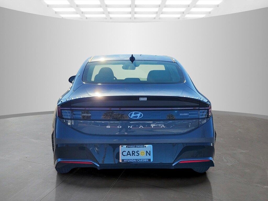 New 2025 Hyundai Sonata SEL 4dr Car