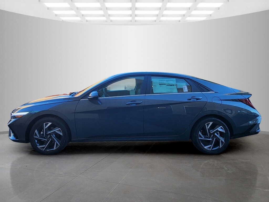 New 2026 Hyundai Elantra Hybrid Limited 4dr Car