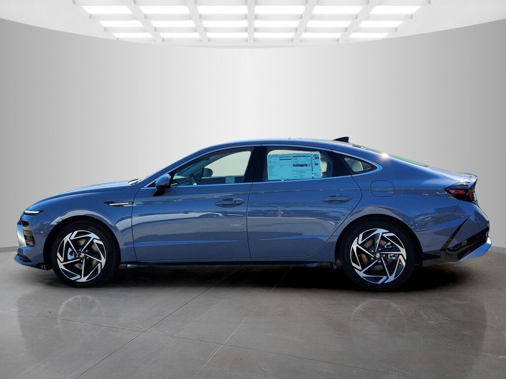 New 2026 Hyundai Sonata SEL Sport 4dr Car
