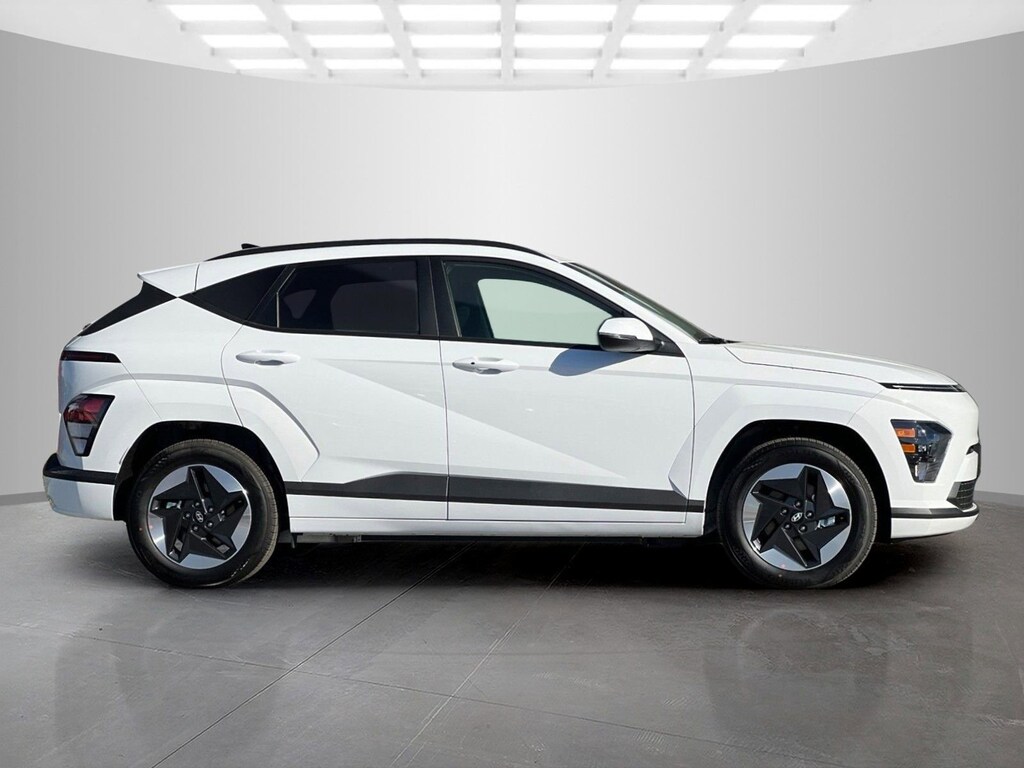 New 2025 Hyundai Kona Electric SEL Sport Utility