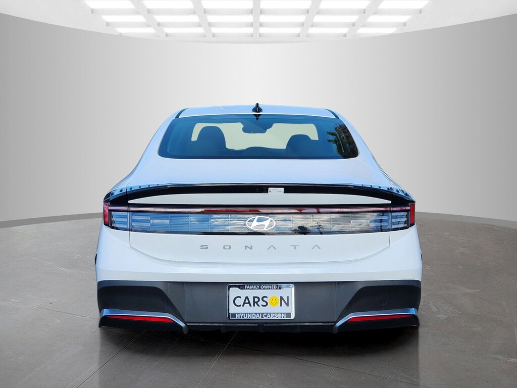 New 2025 Hyundai Sonata SE 4dr Car