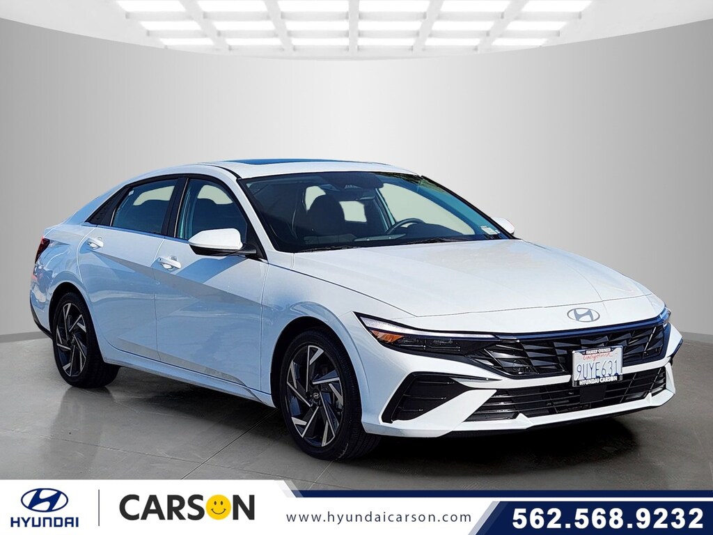 Used 2025 Hyundai Elantra SEL Convenience Sedan
