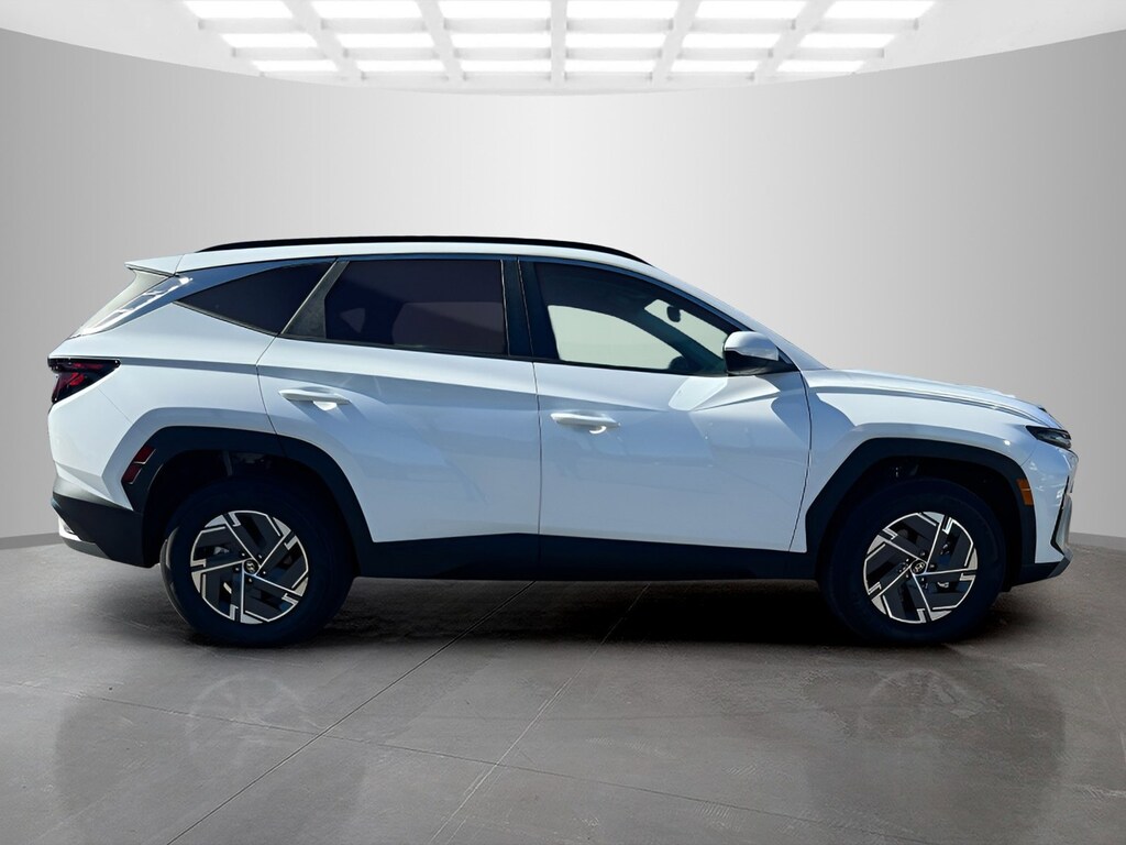New 2025 Hyundai Tucson Hybrid Blue Sport Utility